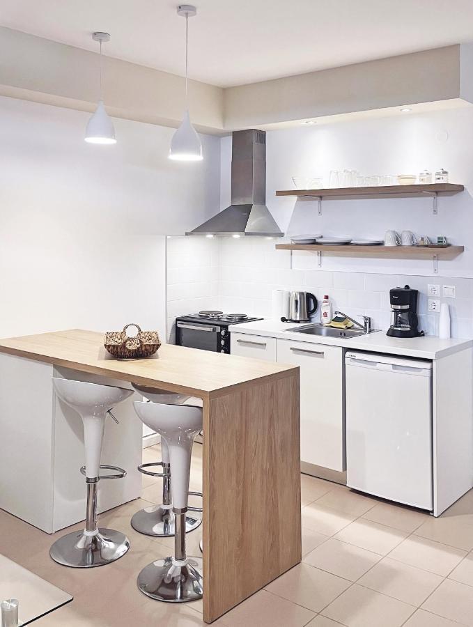 Apus Apartments Lefkada City Bagian luar foto